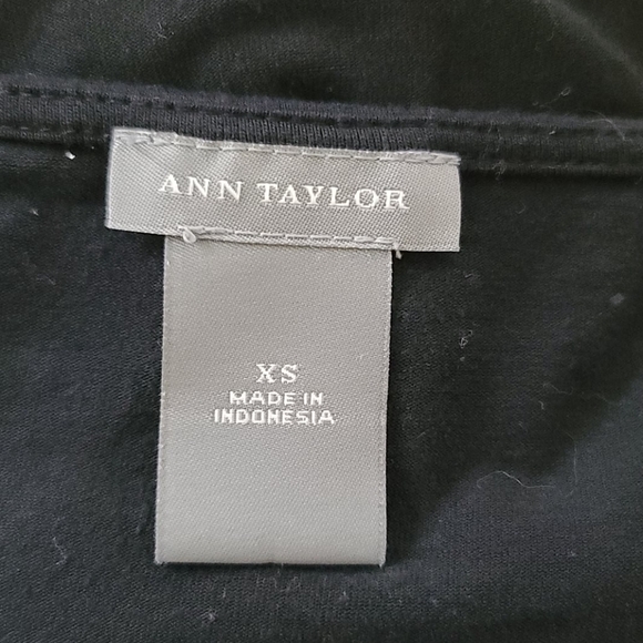 Ann Taylor Blouse Size X Small Black Ruffle Collar - Picture 2 of 4
